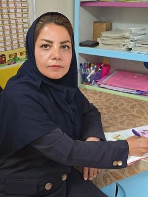 صدیقه انصاری