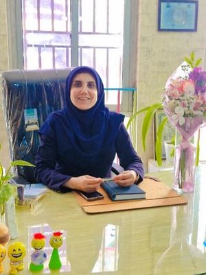 مدیر دبستان دختران آفتاب سرکار خانم مریم نصر اصفهانی